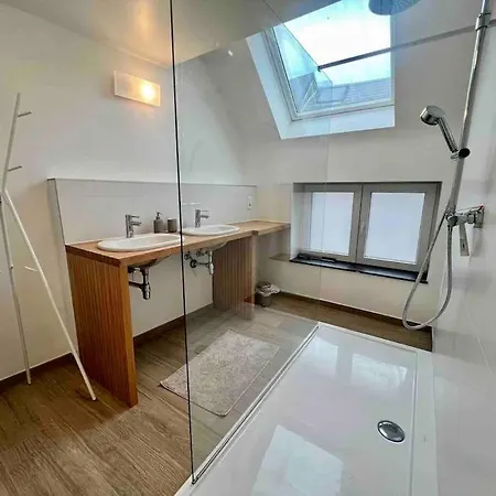 Le Contemporain - Plein Centre, Place Du Marche Apartment