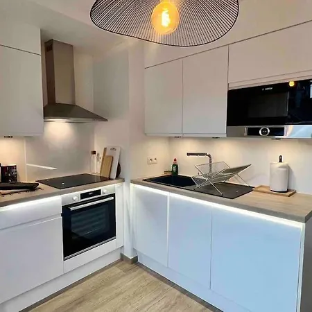 Le Contemporain - Plein Centre, Place Du Marche Apartment