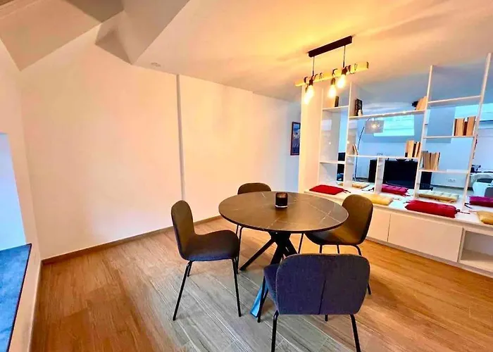 Lägenhet Le Contemporain - Plein Centre, Place Du Marche *