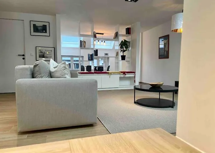 Le Contemporain - Plein Centre, Place Du Marche